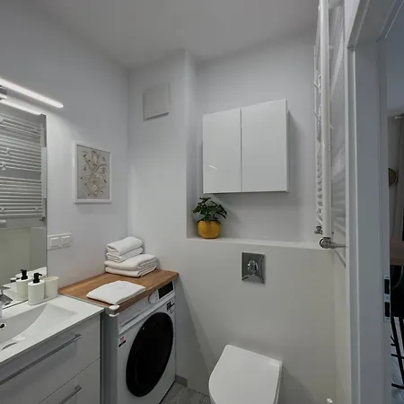 Honey By Galeria Północna Apartamento